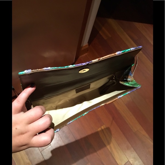 Stuart Weitzman Mayan Serape Python Clutch - Picture 3 of 5